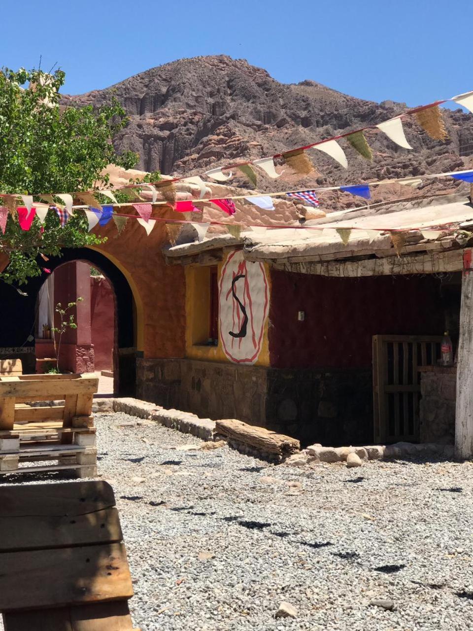 El Farolito Hostel Tilcara Exterior foto